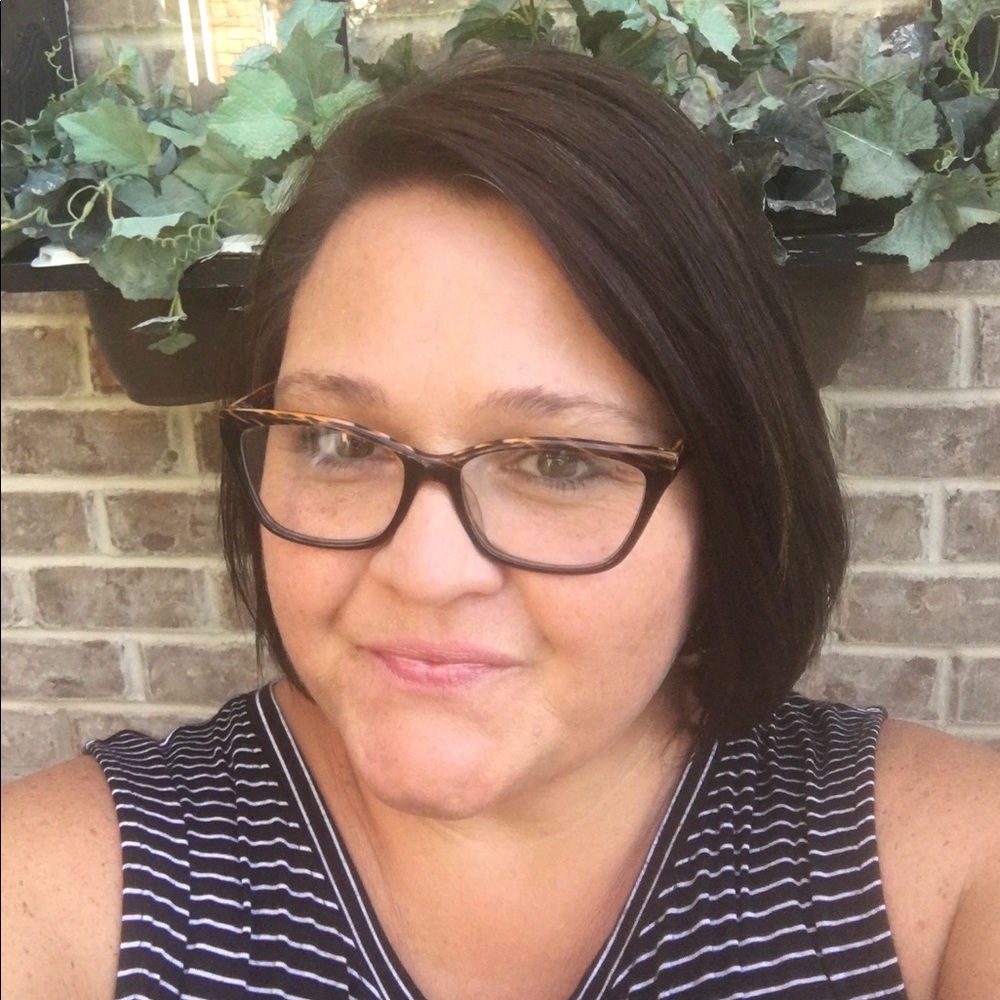 Meet your Posher, Pam